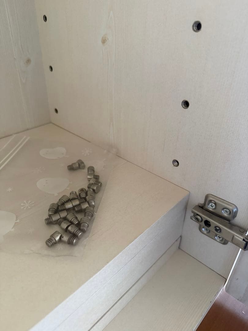 ⭐︎ニトリ おしゃれな食器棚 幅60cm 引取り限定／上下分割／シミ2か所あり