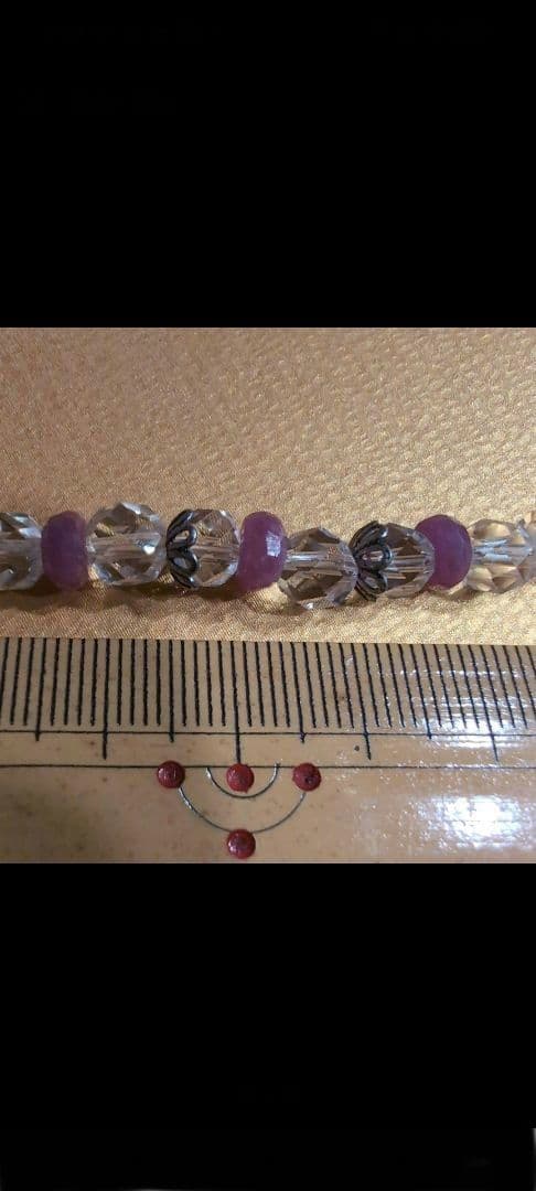 ✨週明けセール✨　繊細なカット天然石のネックレス　サファイア、ルビー、水晶