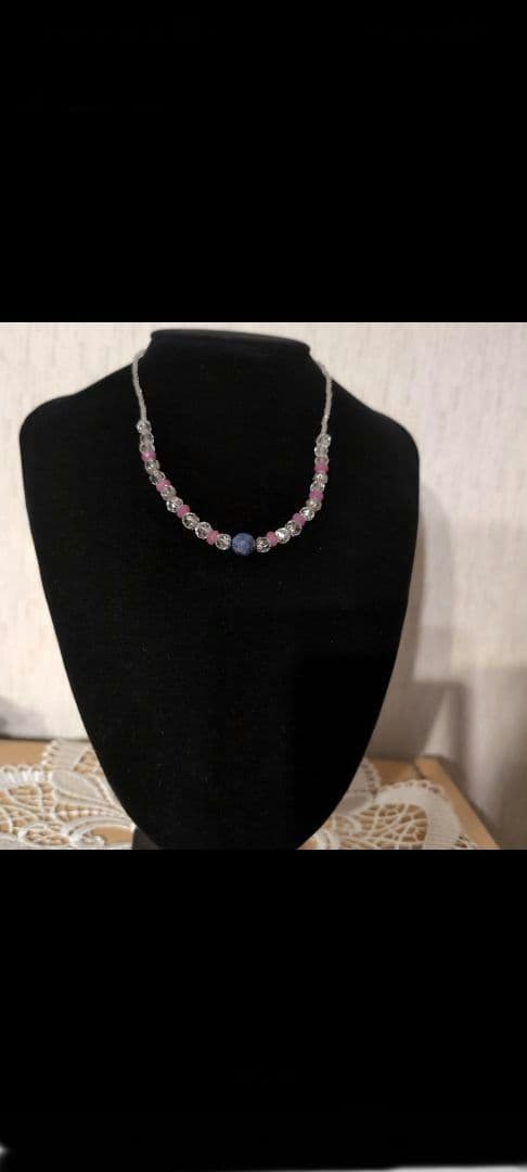 ✨週明けセール✨　繊細なカット天然石のネックレス　サファイア、ルビー、水晶