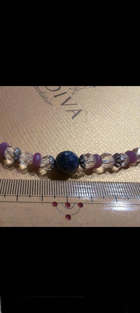 ✨週明けセール✨　繊細なカット天然石のネックレス　サファイア、ルビー、水晶