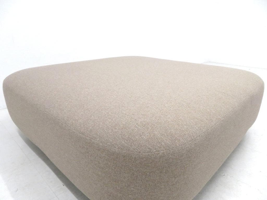 展示品　カッシーナixc ヴィッカルベ　深澤直人　オットマン　スツール　ソファ