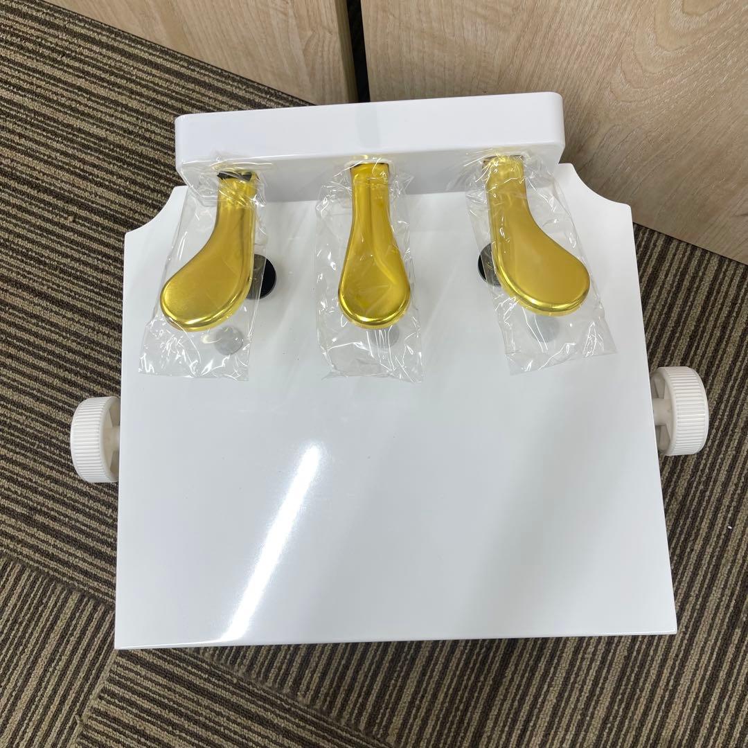 ◆新品未使用◆ピアノ 補助ペダル 3本 フットペダル ホワイト 白