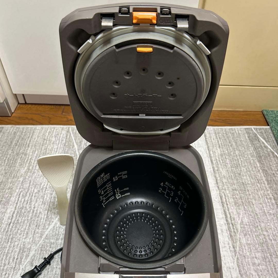 日立炊飯器　圧力炊飯器　5.5合