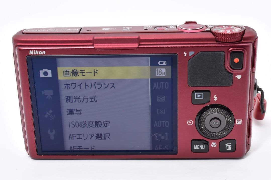 Nikon coolpix S9500 レッド