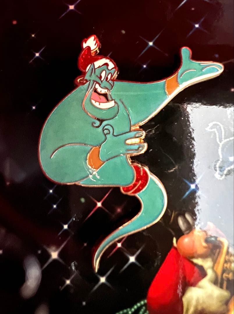 【新品未開封】LE500 ディズニーストア 2006 クリスマス ピンズセット