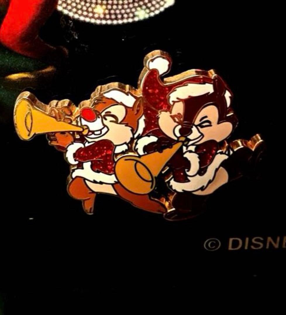 【新品未開封】LE500 ディズニーストア 2006 クリスマス ピンズセット