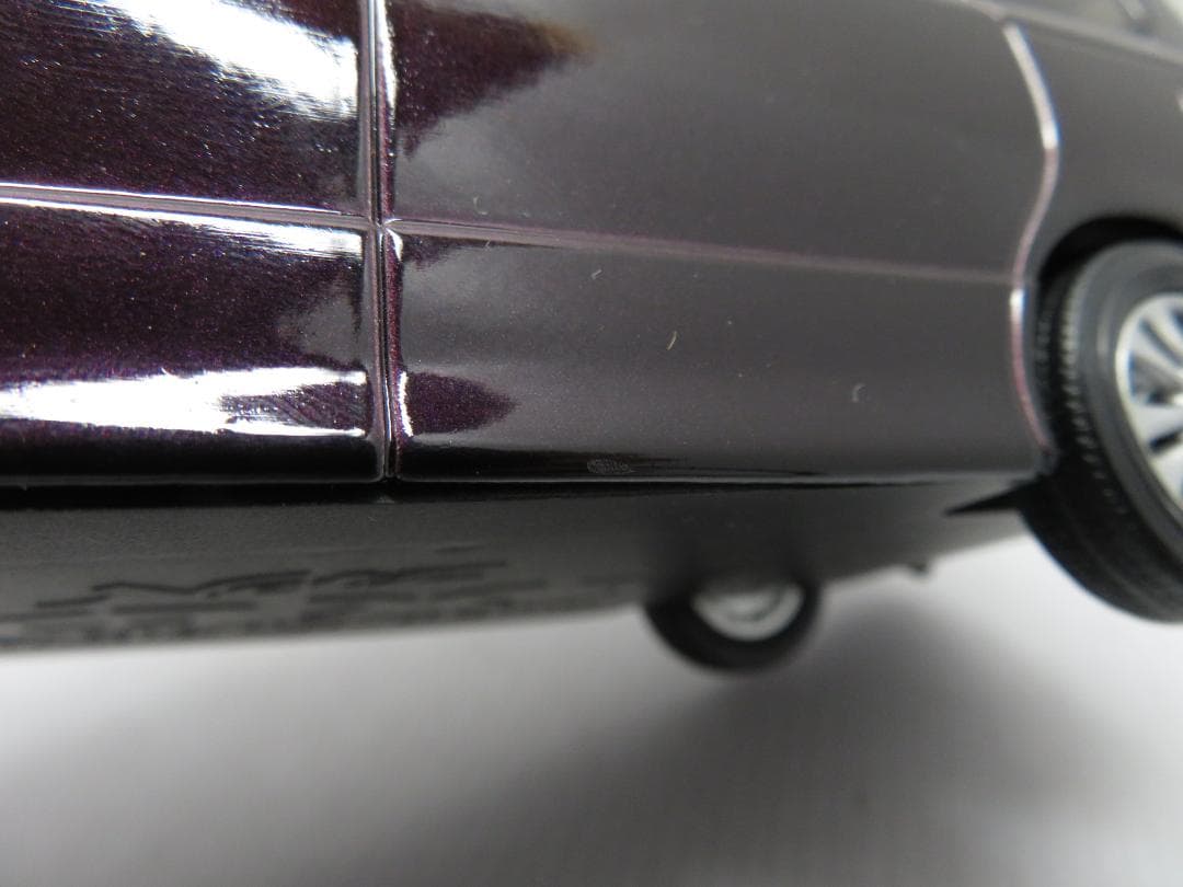 トヨタ ヴォクシー カラーサンプル ミニカー ボルドーマイカメタリック 非売品