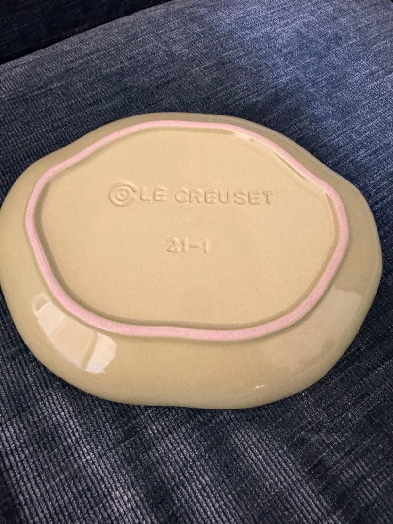 LE CREUSET キャベツ型　プレート　お皿