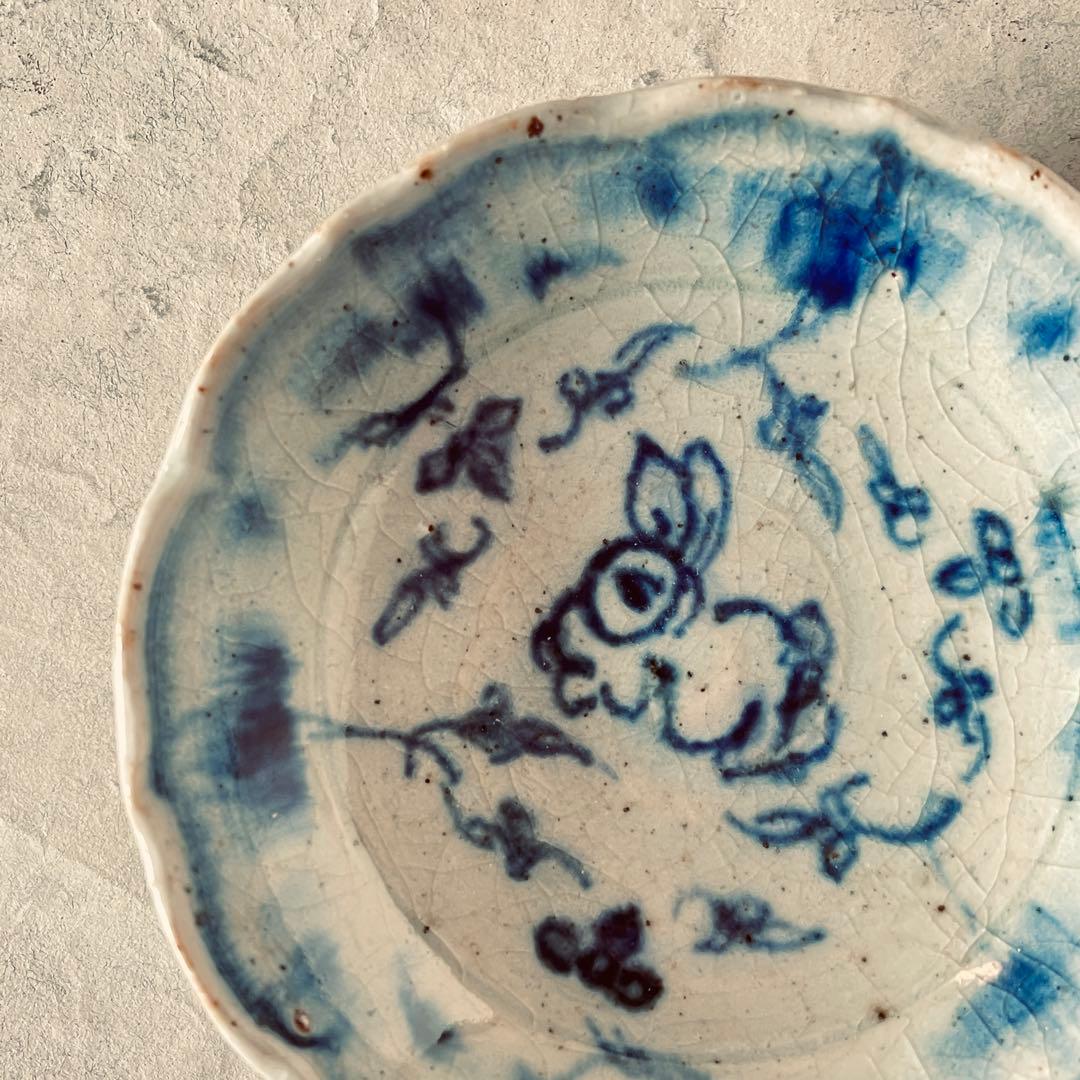 【新品未使用】イムサエム 染付 兎紋輪花小皿　入手困難