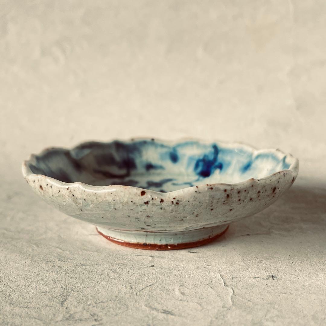 【新品未使用】イムサエム 染付 兎紋輪花小皿　入手困難