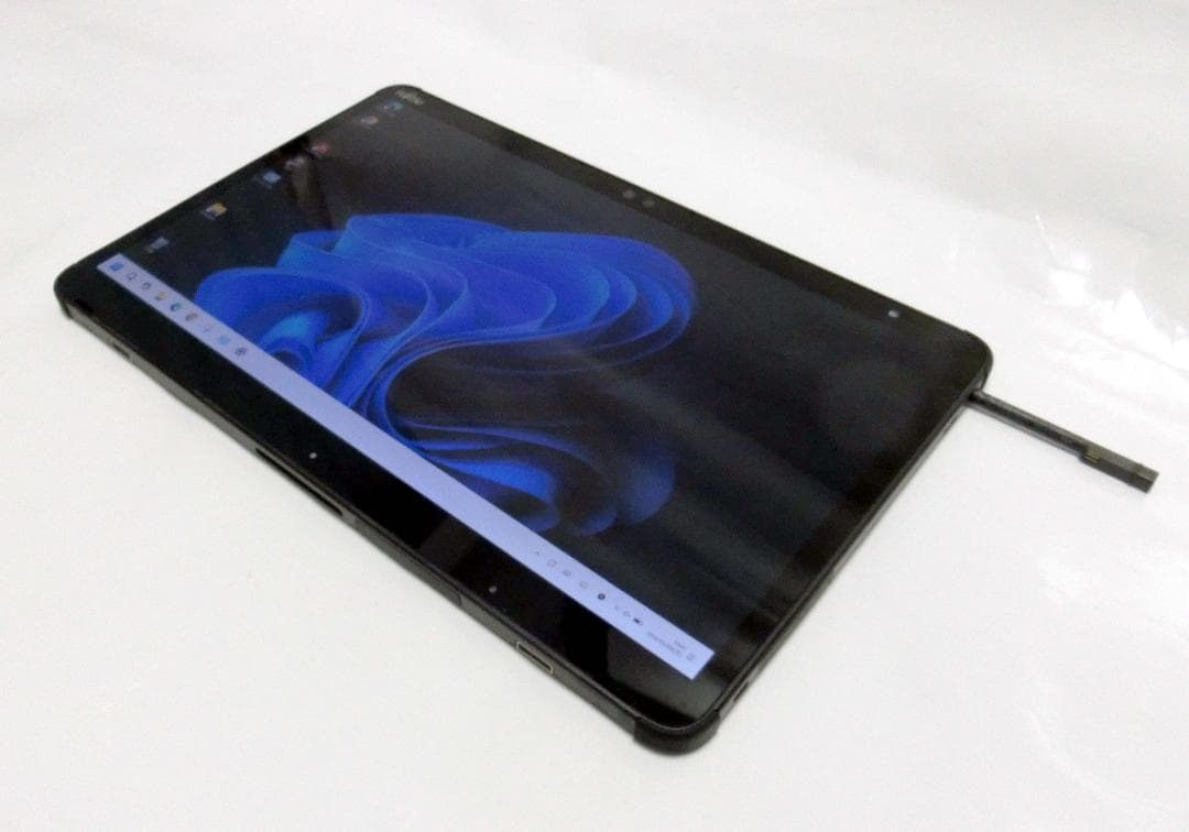 値下げ◆ArrowsTab Q7311/FB◆第11世代Windowsタブレット