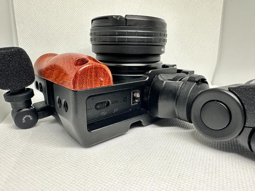 SONY ZV-1 デジタルカメラ（2万円以上相当のアクセサリー付）