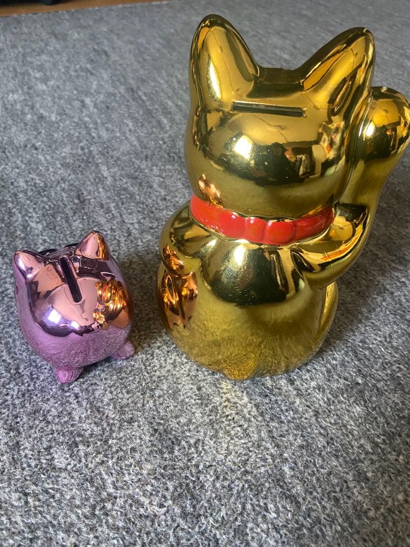 招き猫貯金箱　ブタ貯金箱　セット