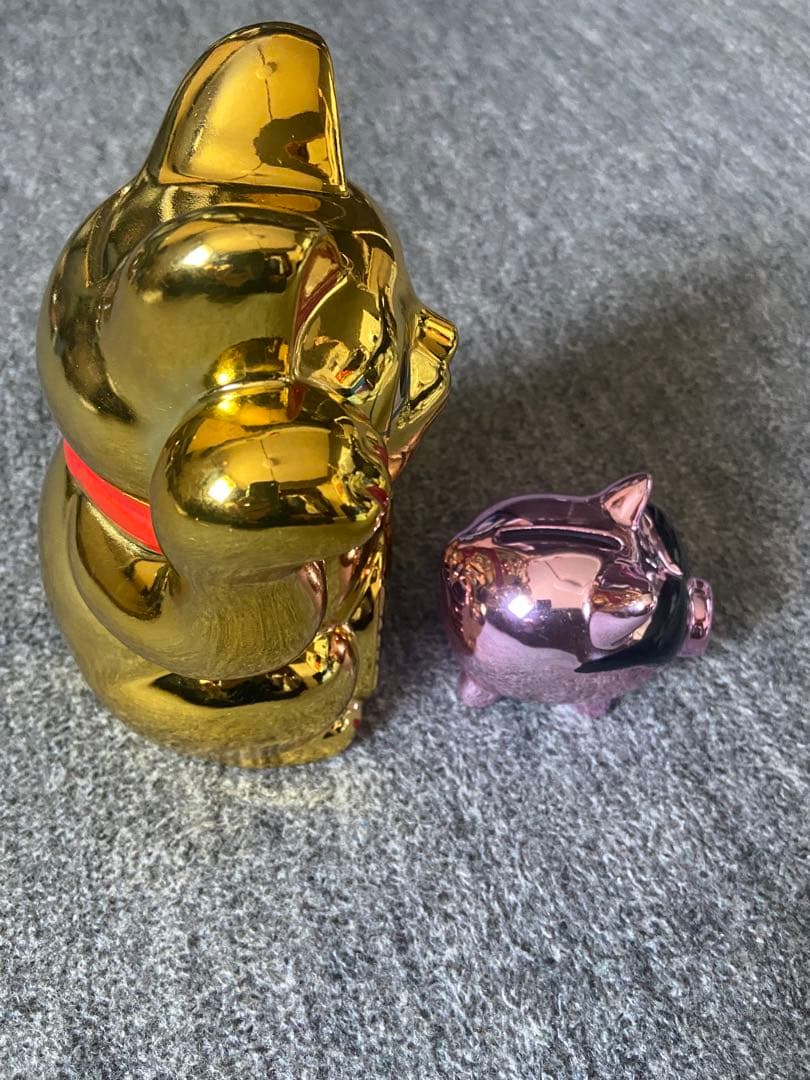 招き猫貯金箱　ブタ貯金箱　セット