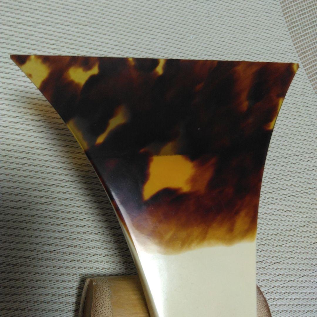 天然水　高山製　本鼈甲　一枚甲三味線バチ