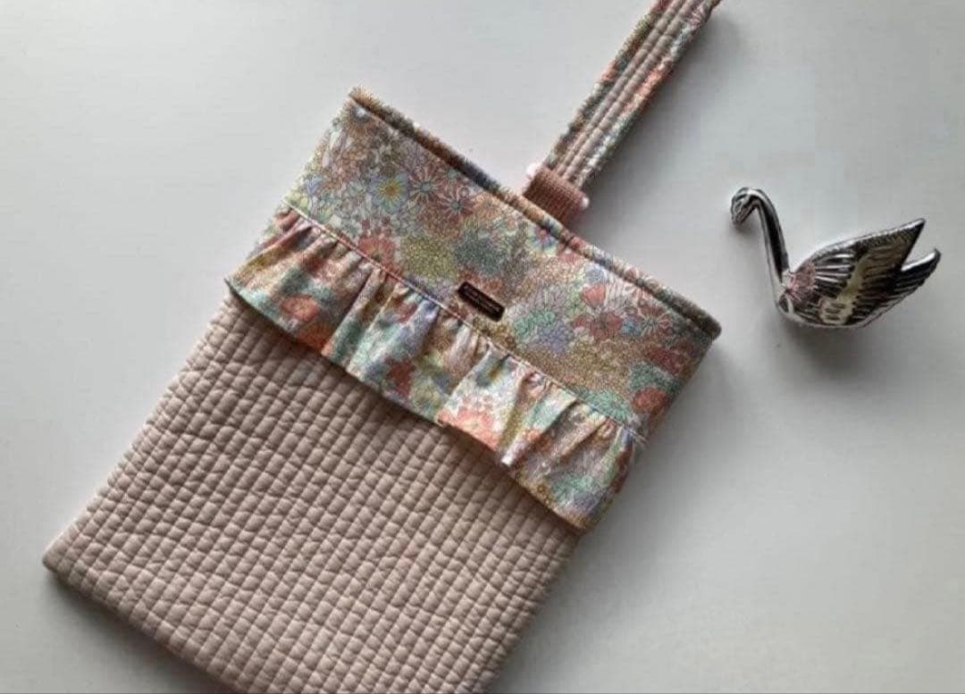 2424さま　専用ページ　リバティ　ハンドメイド　レッスンバッグ