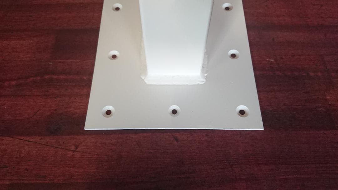 マットホワイトでアイアンな極太鉄脚♪ 50×100×650mm 波型 4脚ver