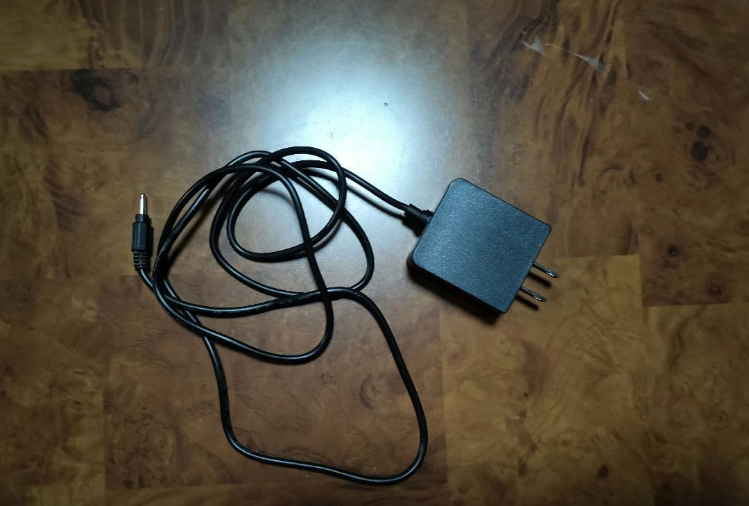 ノートパソコン　WiZ 2IN1 PC10 BLACK COLOR