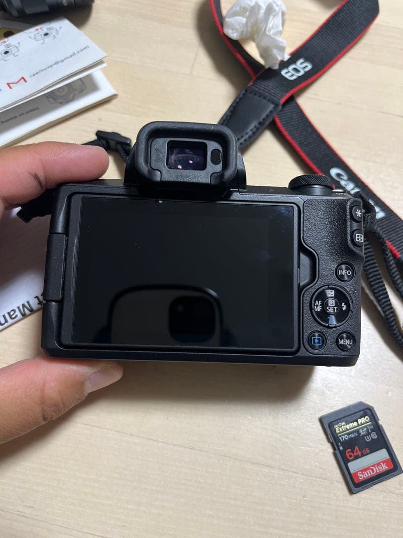 Canon eos M50 Canon EF-M 15-45mm 動作品