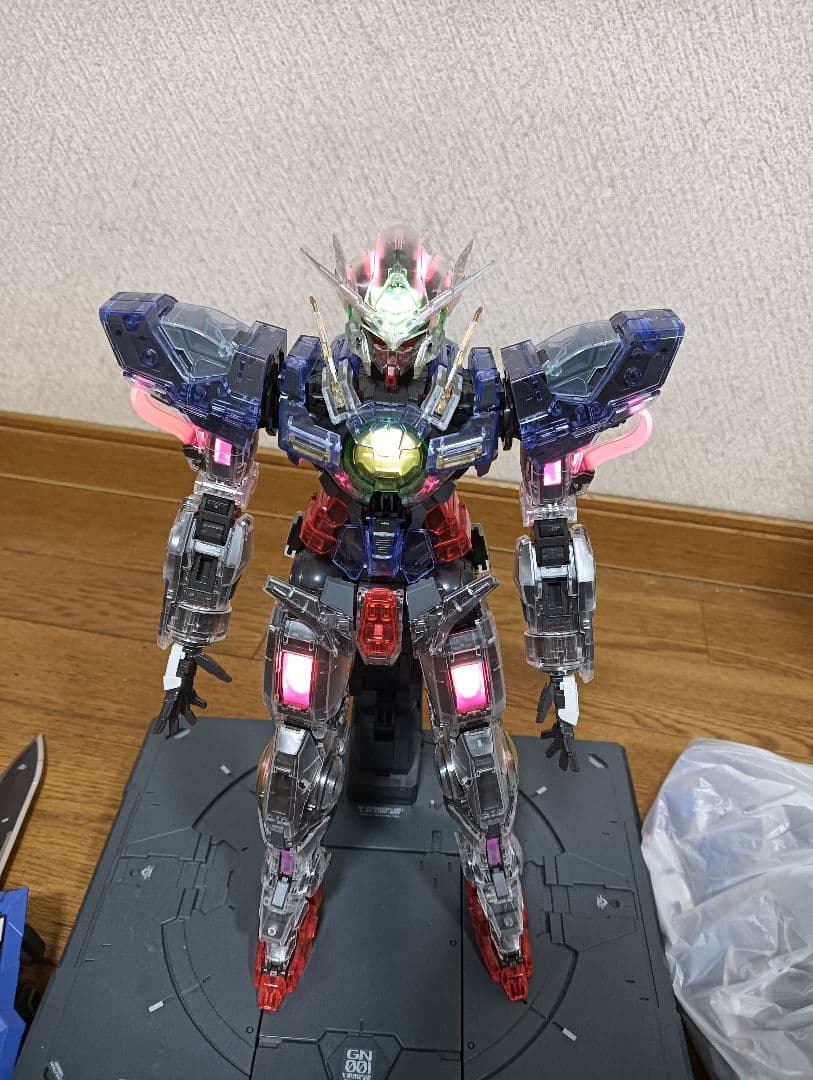 PG ガンダムエクシア 発光機能付き＆クリアカラー＆リペア付き 全セット付き