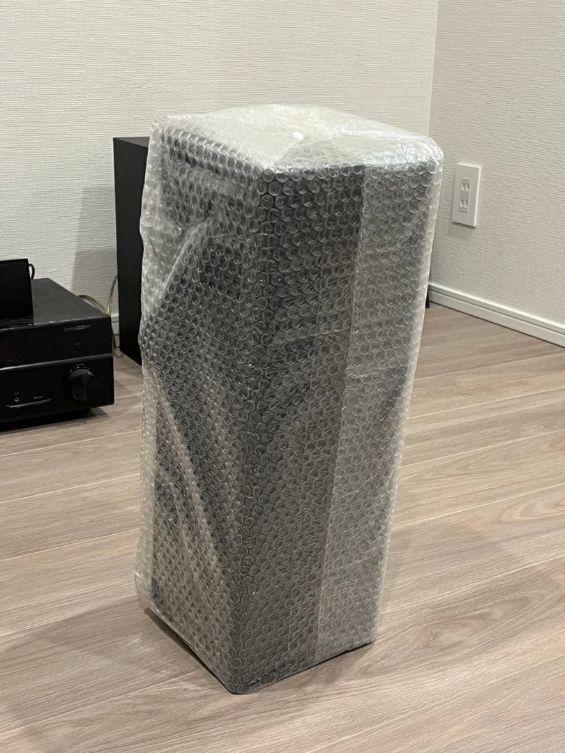 値下げOK! 4K高画質レーザープロジェクター　LG HU80KS