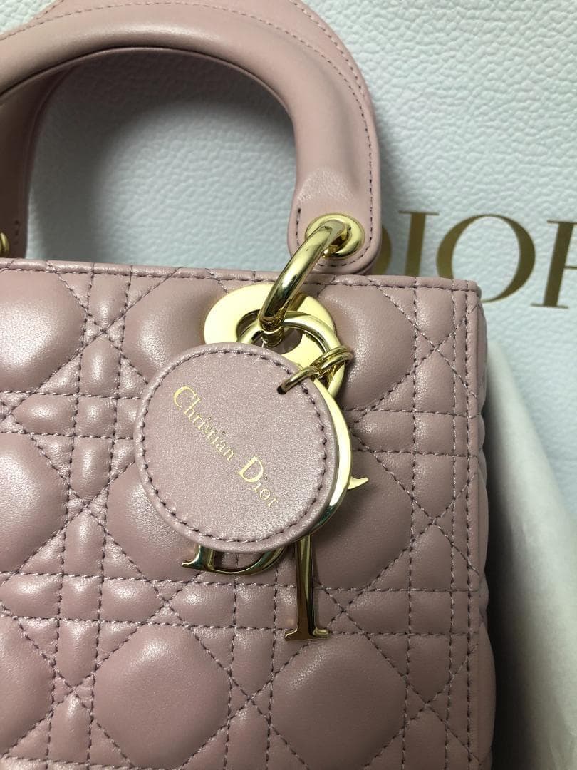 Lady Dior バッグ　ミニ　ピンクレディディオール-