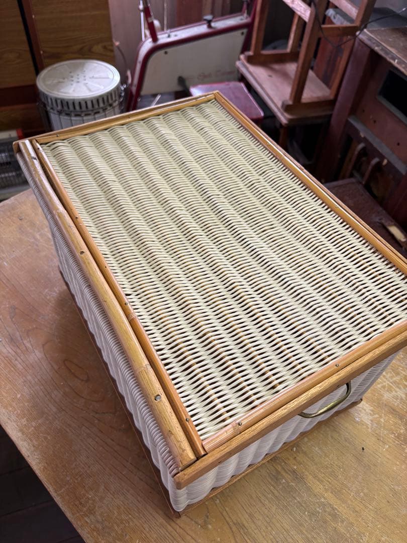 昭和レトロ　収納バスケット レトロラック　レトロインテリア　小物入れ