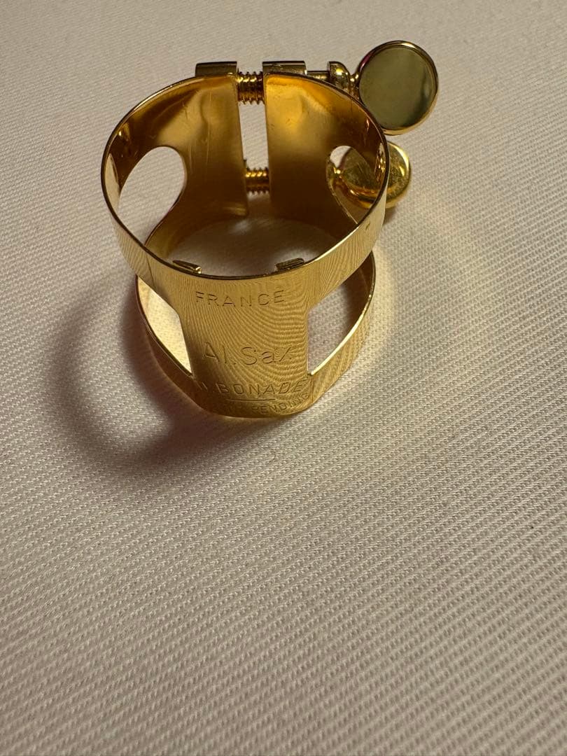 ボナード　アルトサクソフォン　ゴールドプレートリガチャー　美品