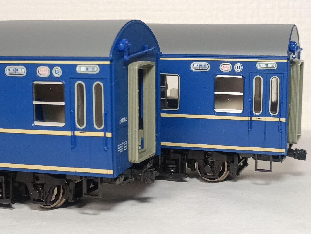 ① KATO HO 1-519 ナハネ20 2両セット ブルートレイン EF65