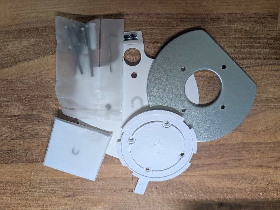 Ubiquiti Unifi U6+ PoEアダプタ付 アクセスポイント