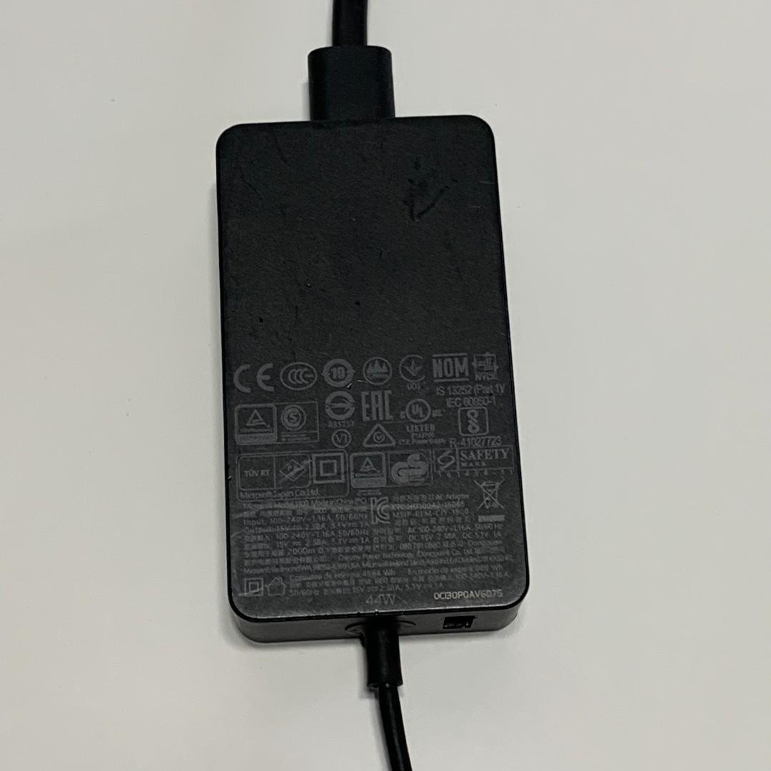 Surface Laptop Core i5/メモリ8GB/128GB SSD