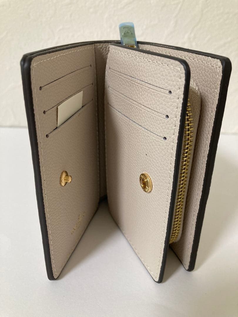 [LOUIS VUITTON］二つ折り財布