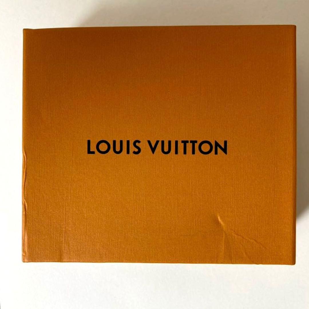 [LOUIS VUITTON］二つ折り財布