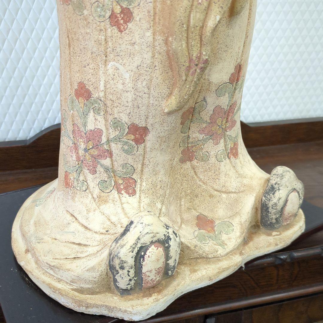 加彩婦女俑　中国　陶器製 女性像 鳥付き ディスプレイ　オブジェ