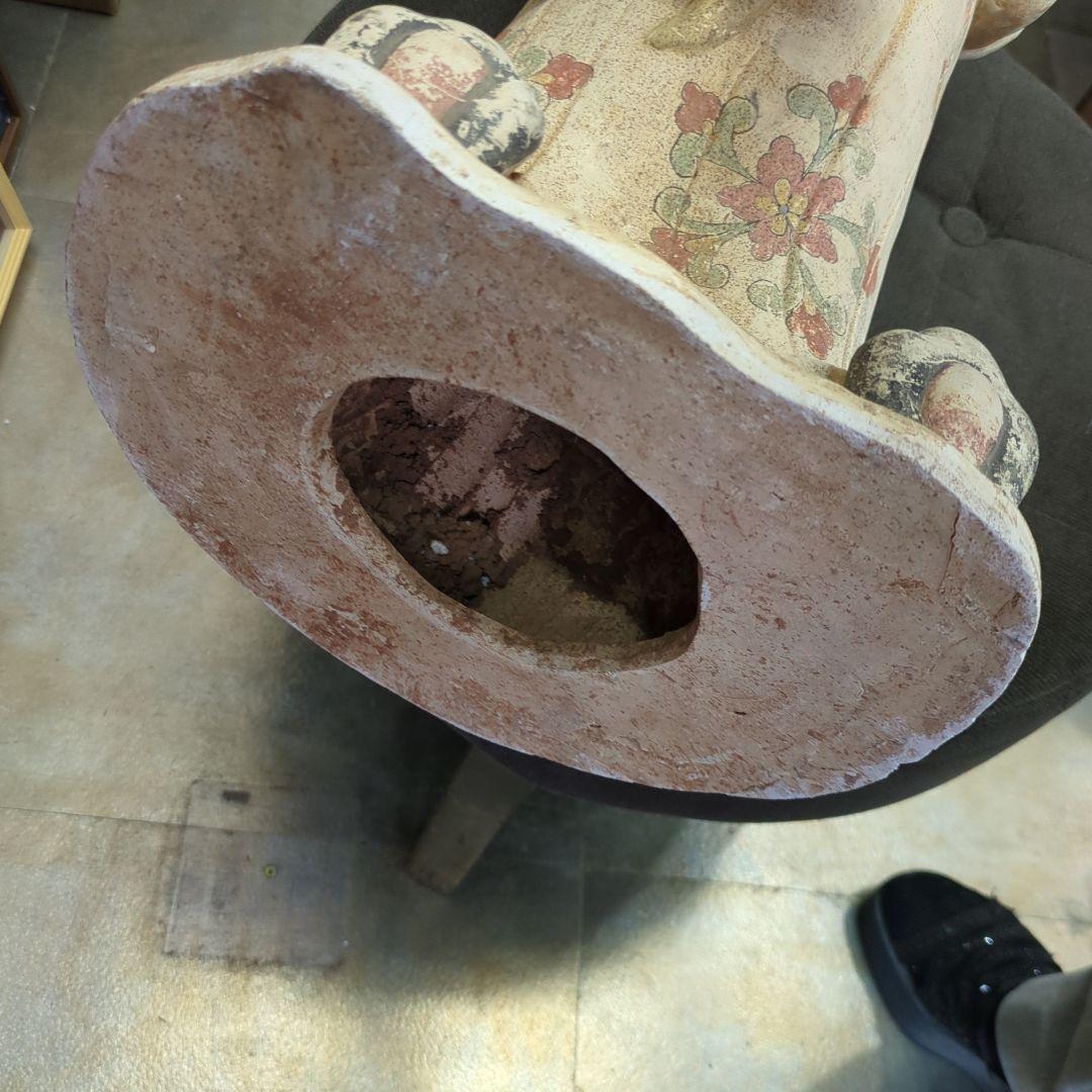 加彩婦女俑　中国　陶器製 女性像 鳥付き ディスプレイ　オブジェ