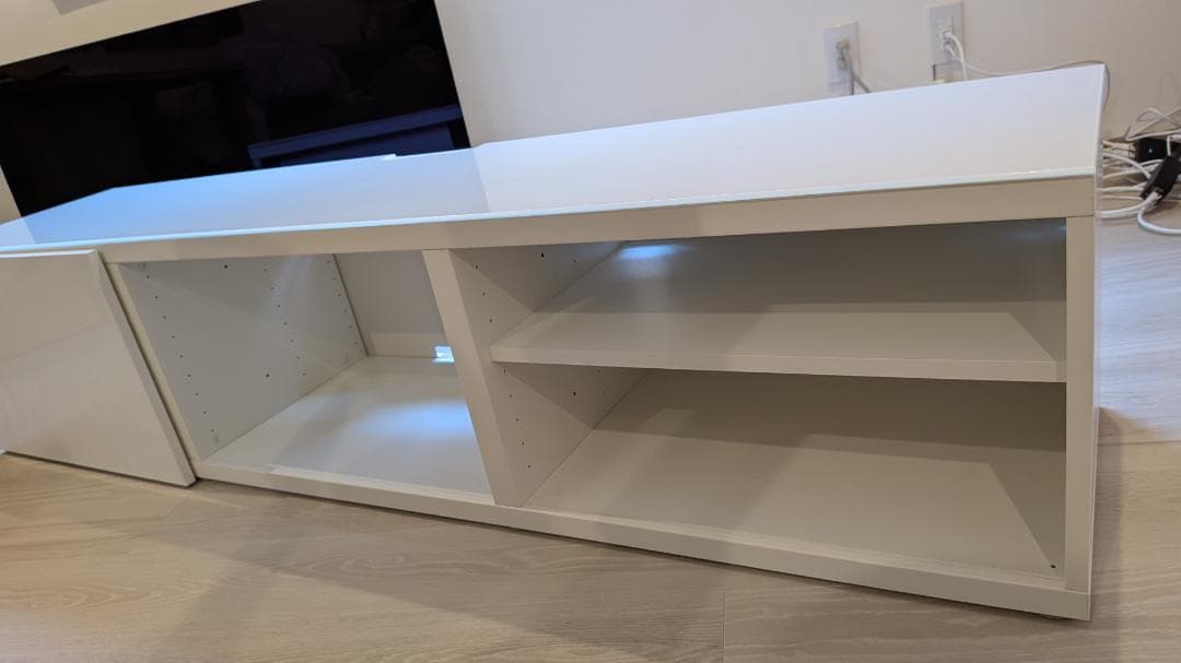値下げしました　美品　IKEA BESTÅ（ベストー）テレビボード　たのメル便