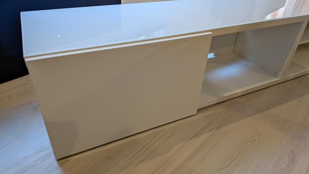 値下げしました　美品　IKEA BESTÅ（ベストー）テレビボード　たのメル便