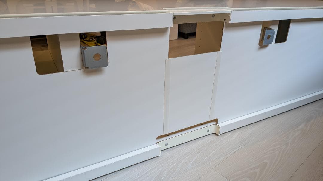 値下げしました　美品　IKEA BESTÅ（ベストー）テレビボード　たのメル便