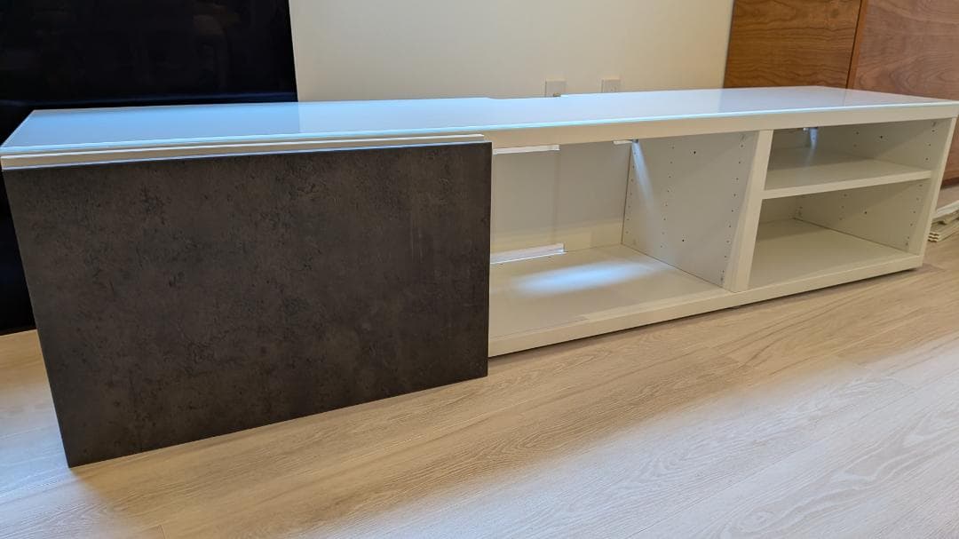 値下げしました　美品　IKEA BESTÅ（ベストー）テレビボード　たのメル便