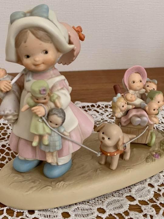 マーベルルーシーアトウェル　陶器人形　10周年スペシャル　素敵で特別な作品