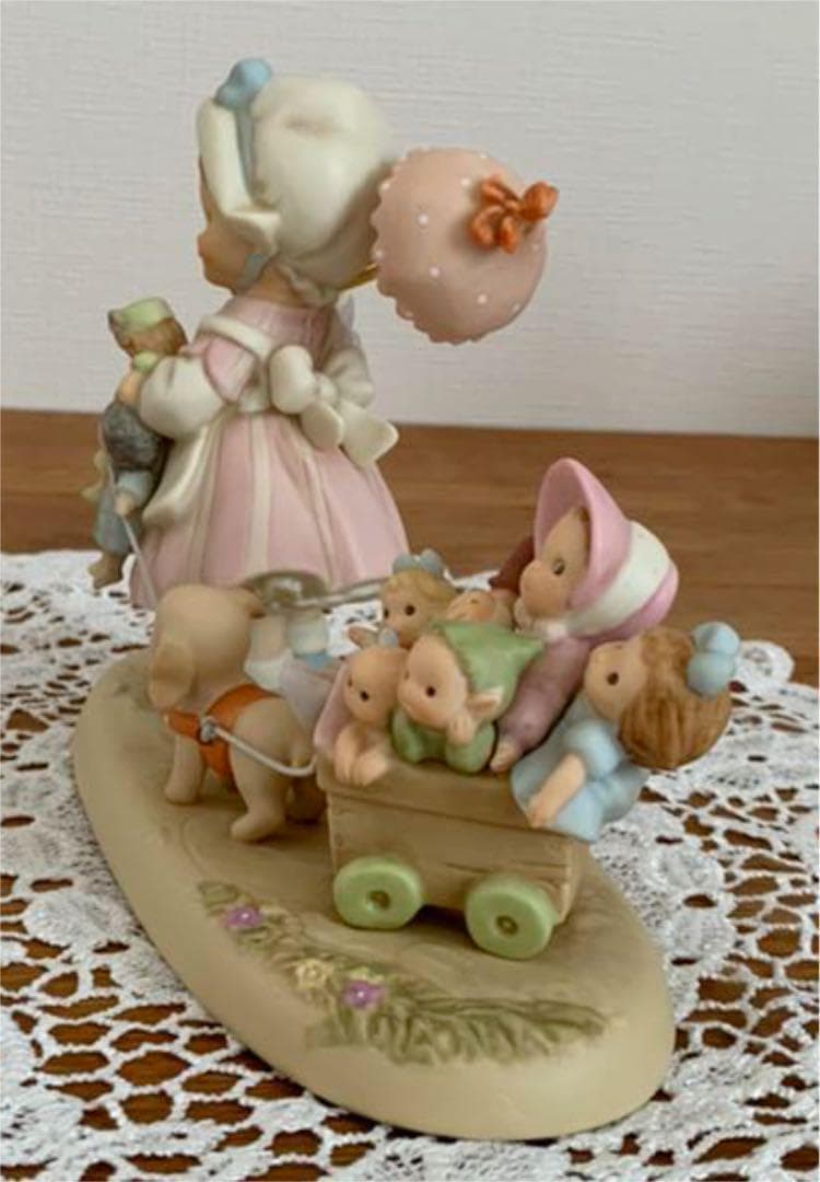 マーベルルーシーアトウェル　陶器人形　10周年スペシャル　素敵で特別な作品