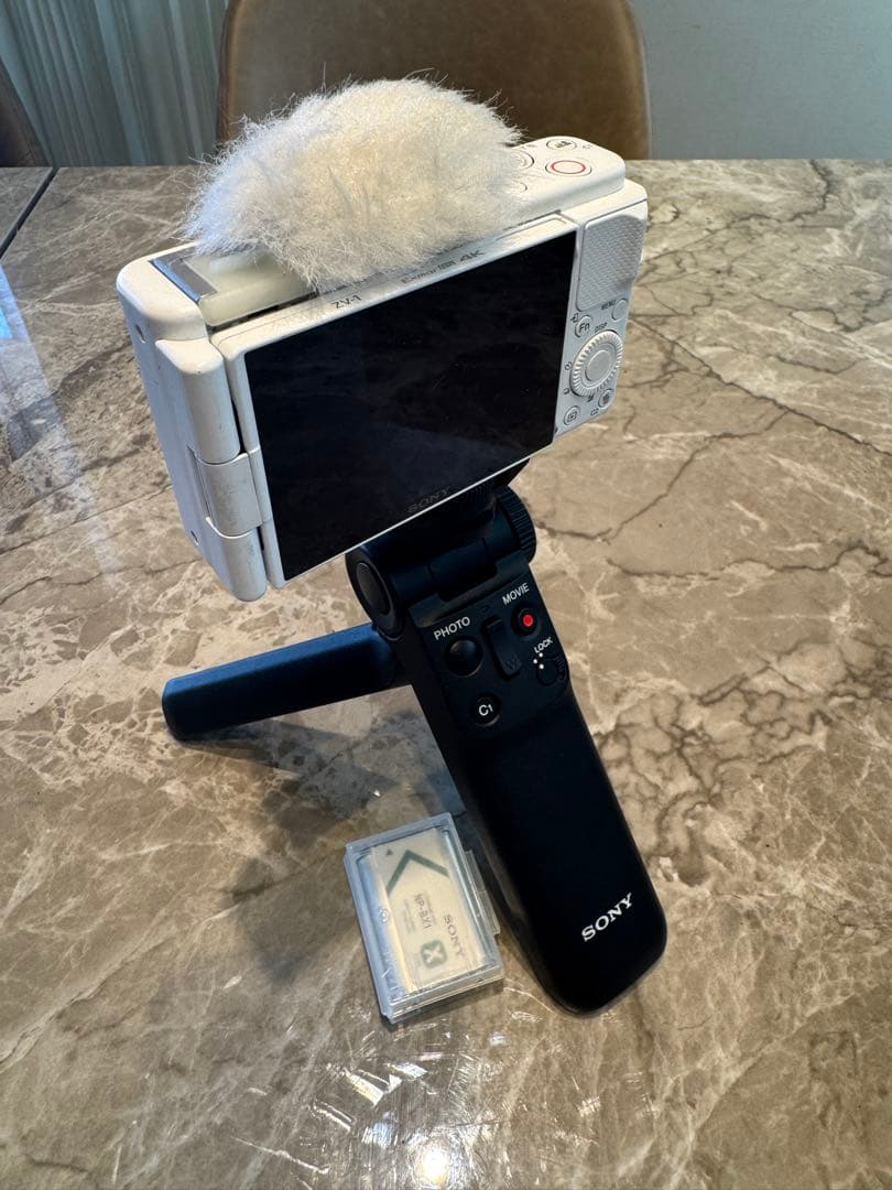 ウ*ト様 SONY ZV-1 ホワイト コンパクトデジタルカメラ＋シューティング