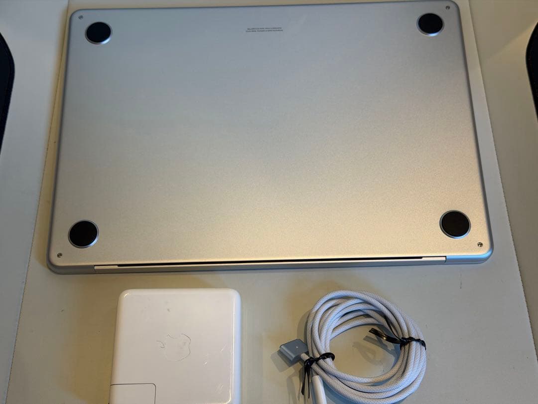 MacBook Air 13.6インチ M3 16GB JIS