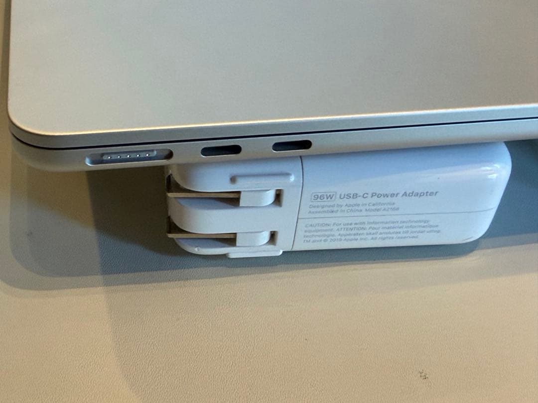 MacBook Air 13.6インチ M3 16GB JIS