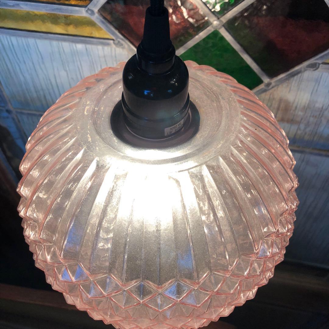 218.1灯ガラスペンダントランプ　ピンク　レトロ