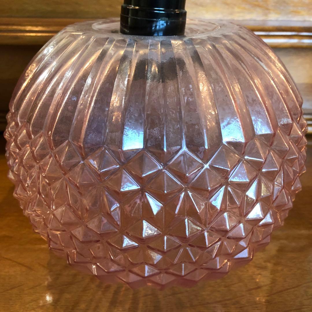 218.1灯ガラスペンダントランプ　ピンク　レトロ