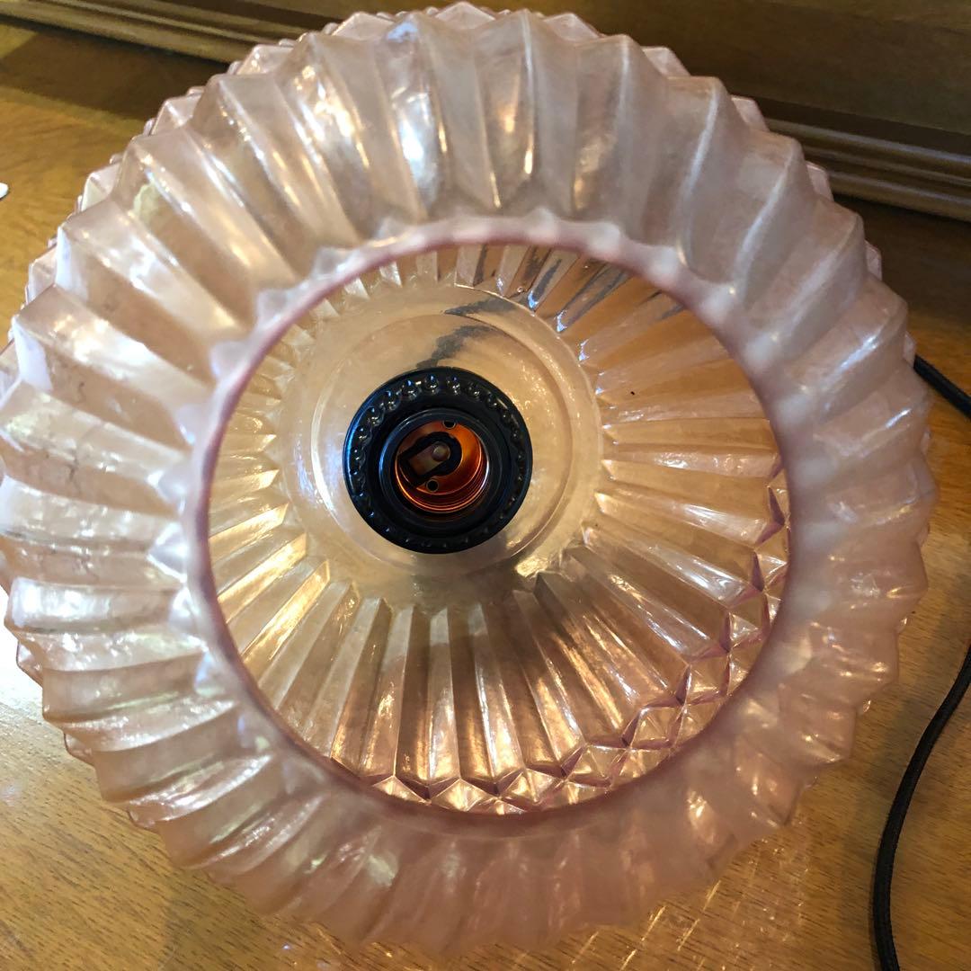 218.1灯ガラスペンダントランプ　ピンク　レトロ