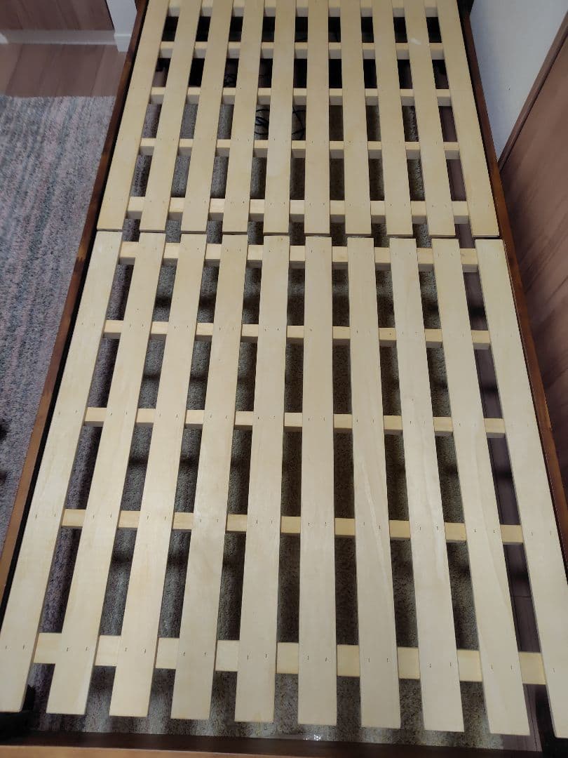 ニトリグランツ 木製シングルベッドフレーム 宮付き すのこベッド