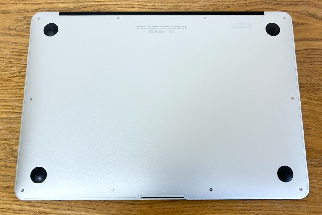 【送料無料】MacBook Air 13 2015 8GB 256GB