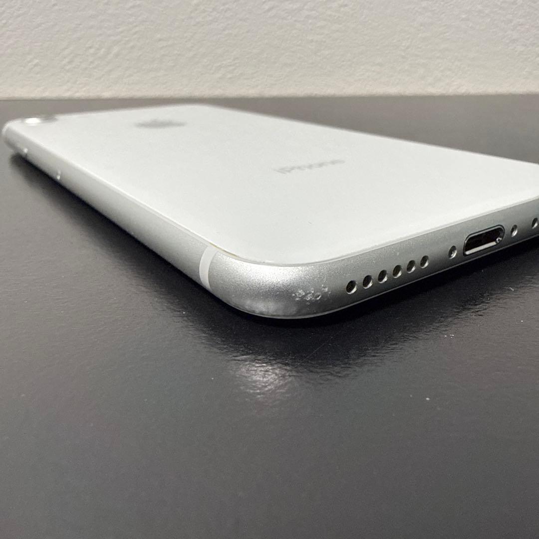 iPhone8 シルバー 256GB バッテリー83% SIMロックなし